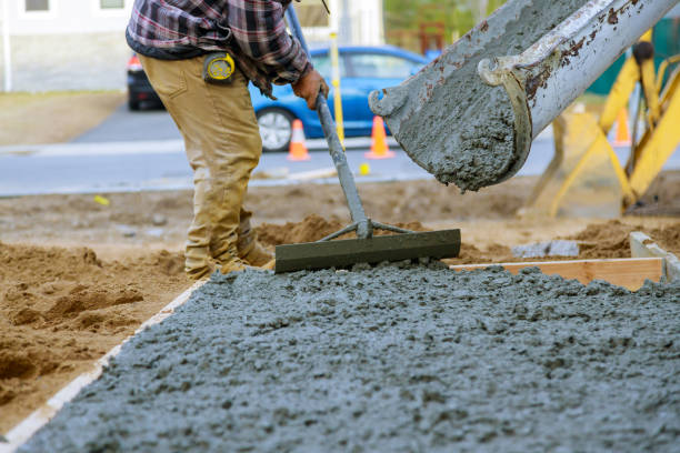 Best Concrete Walkway Installation  in Goose Creek Village, VA